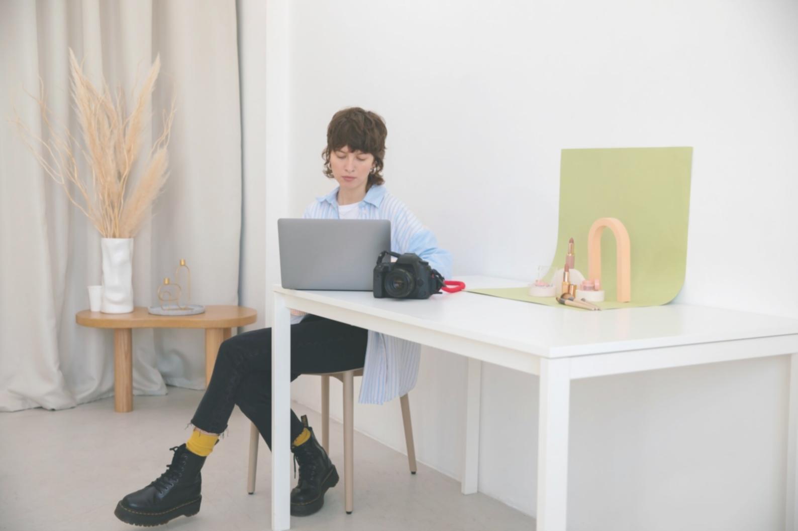 Online financial education session